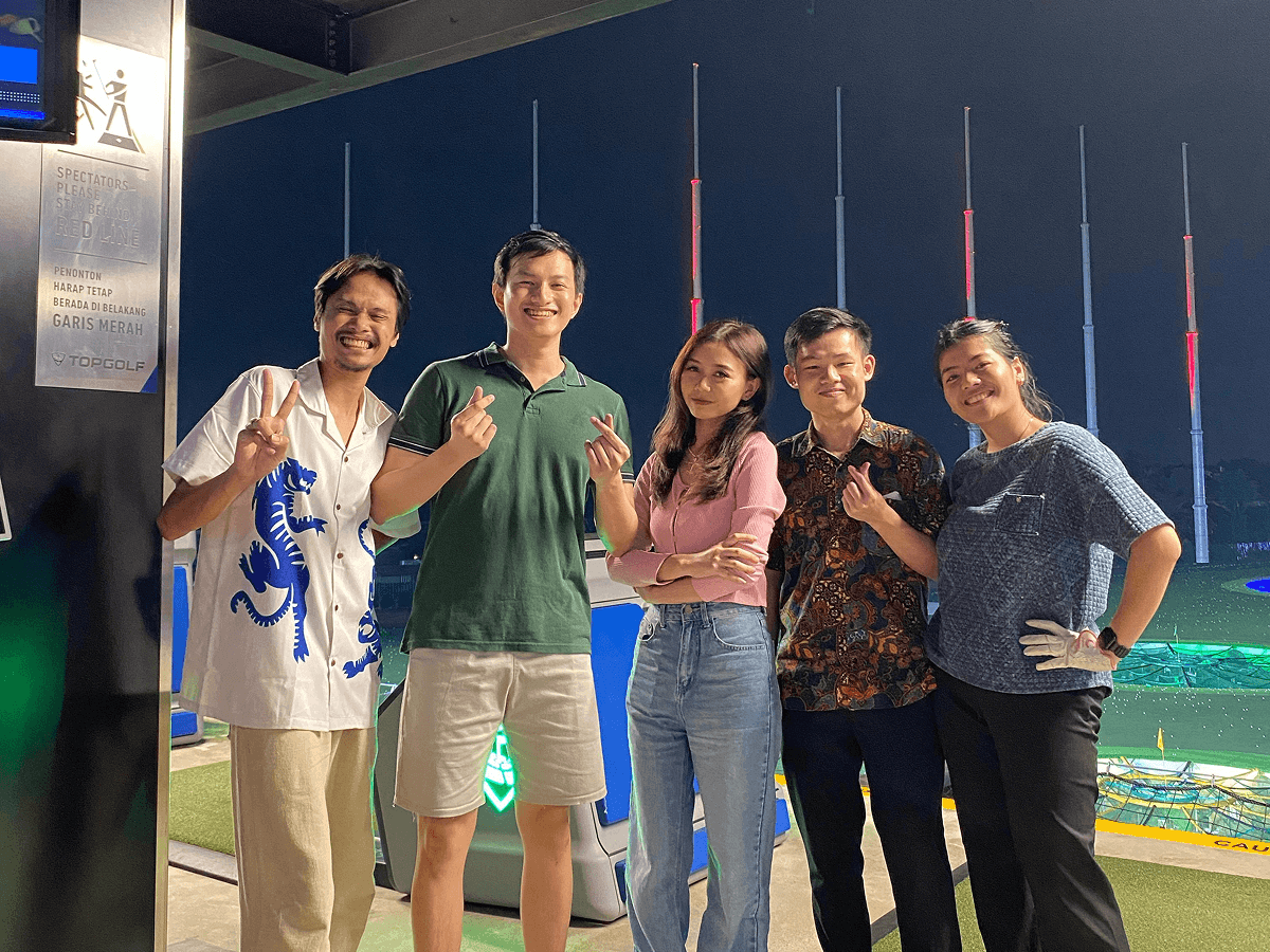 Supercuan Saham Team Bonding & Golfing